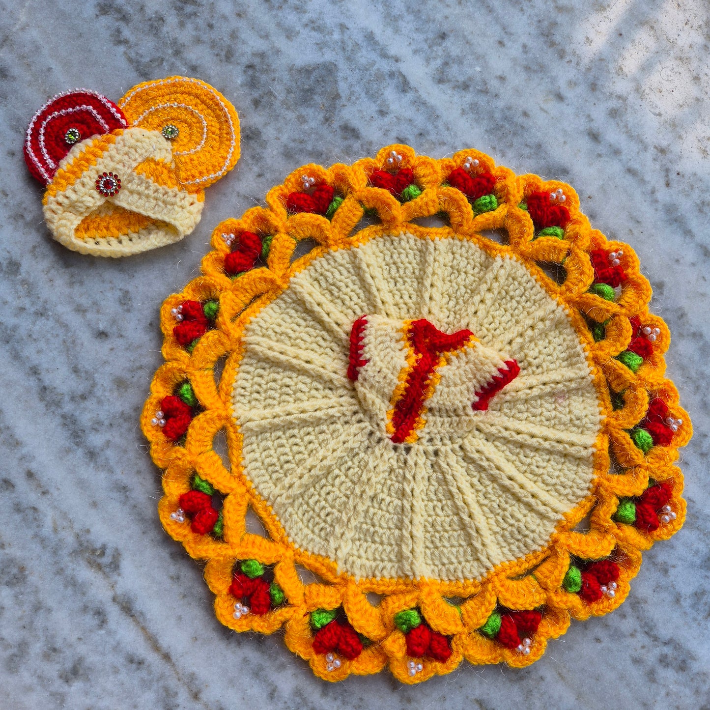 Woolen dress with cap- 4