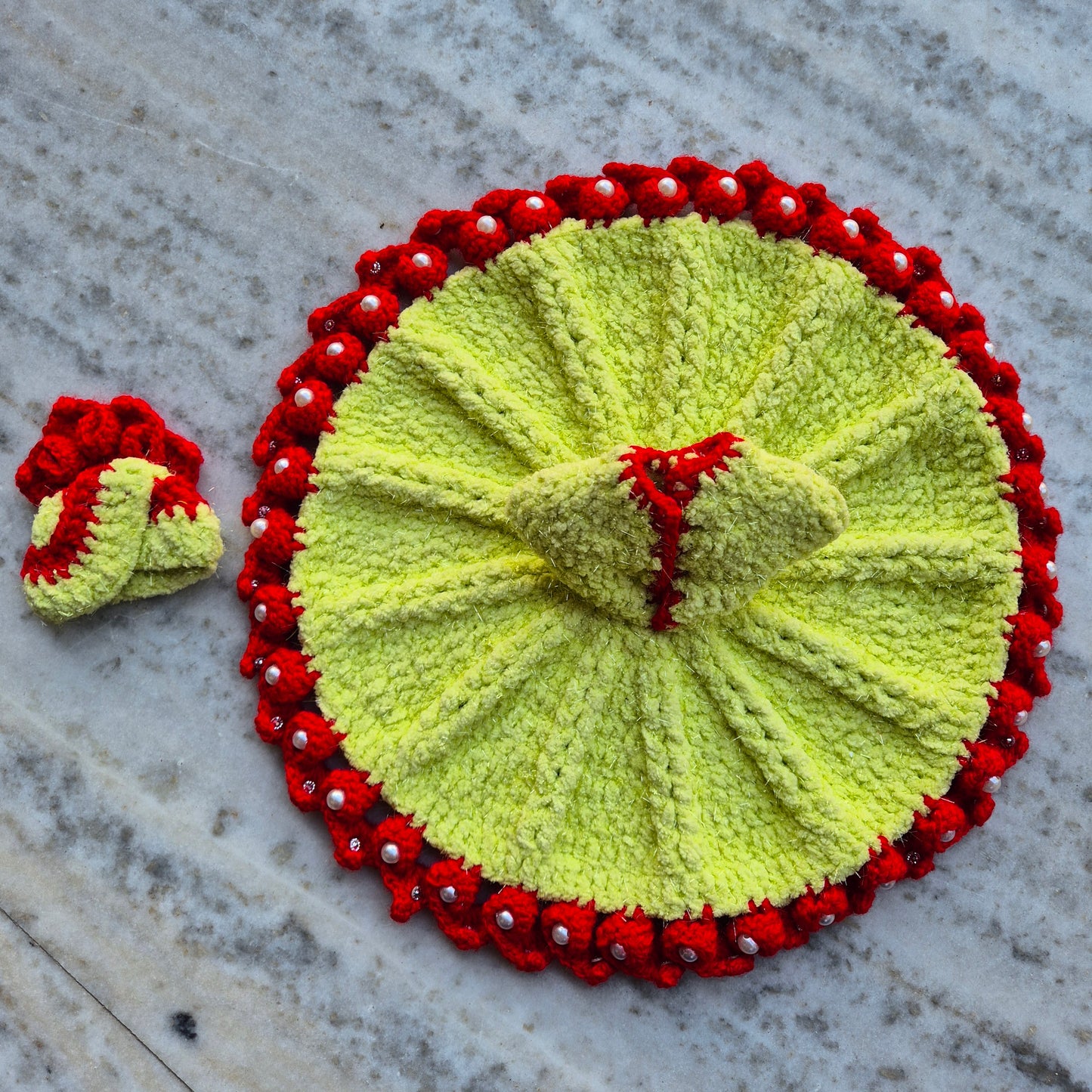 Woolen dress with cap- 36