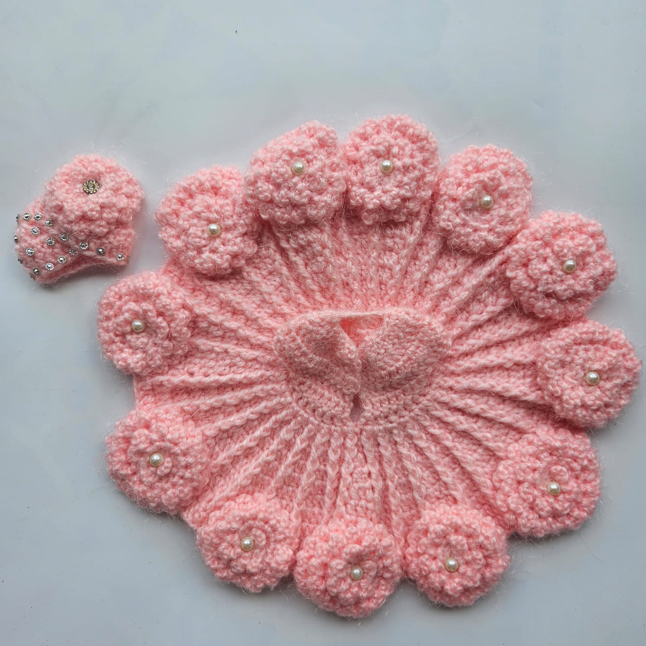 Woollen Dresses With Cap - 85