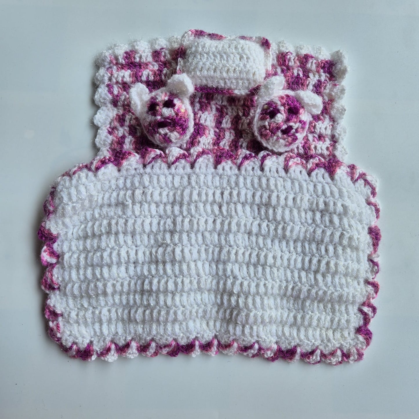 Woollen bed with pillow and cover- 78