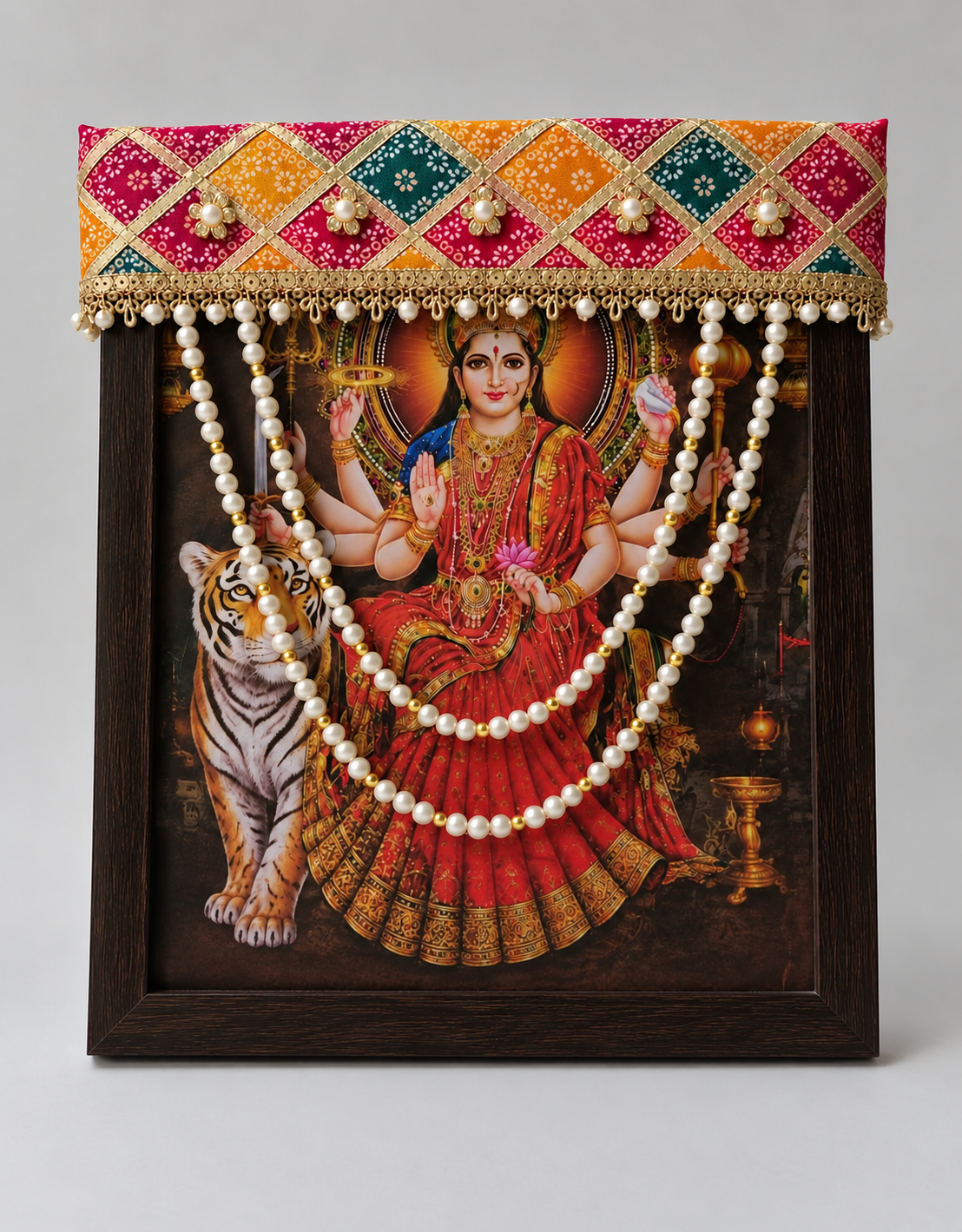 Photo Frame Choli With Mala - F008
