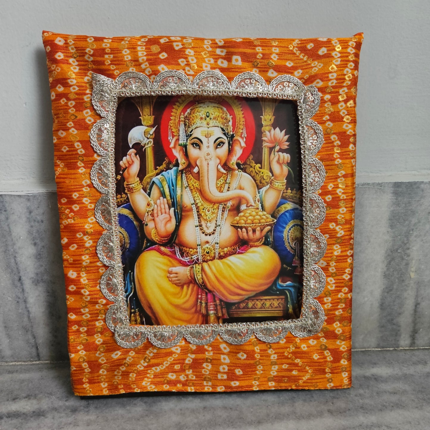 Box Photo Frame Poshakh In Yellow