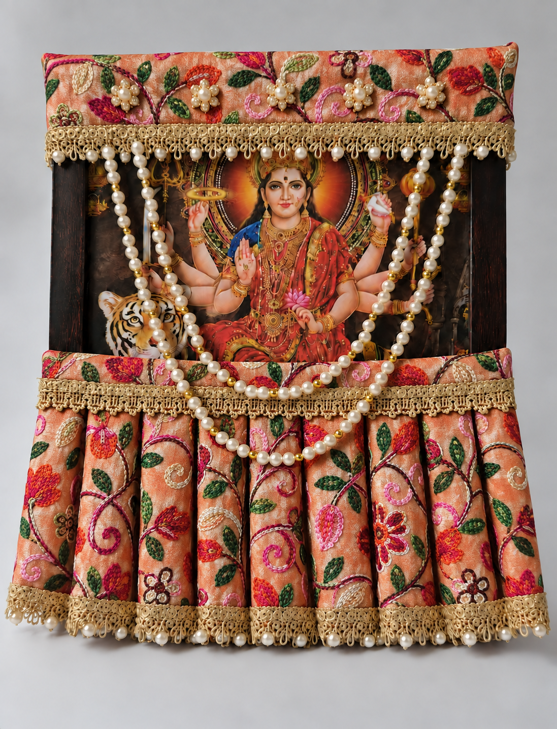 Photo Frame Poshakh with Lehenga + Mala- B018