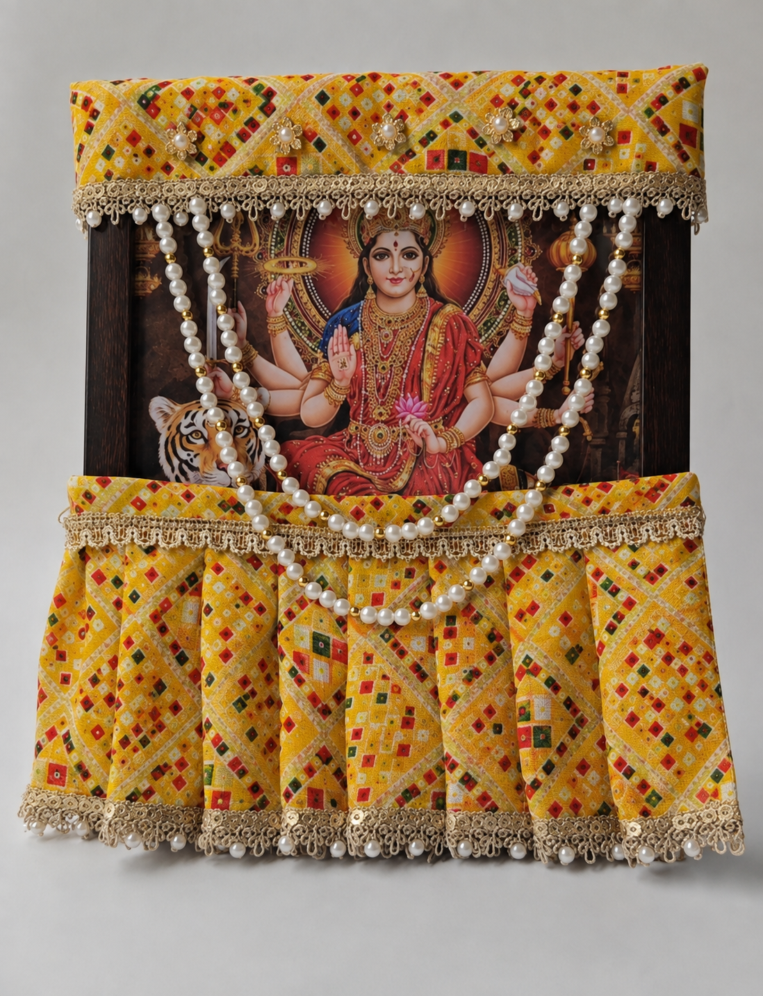Photo Frame Poshakh with Lehenga + Mala- B011