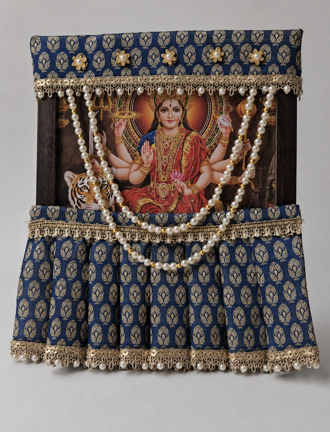 Photo Frame Poshakh with Lehenga + Mala- B009