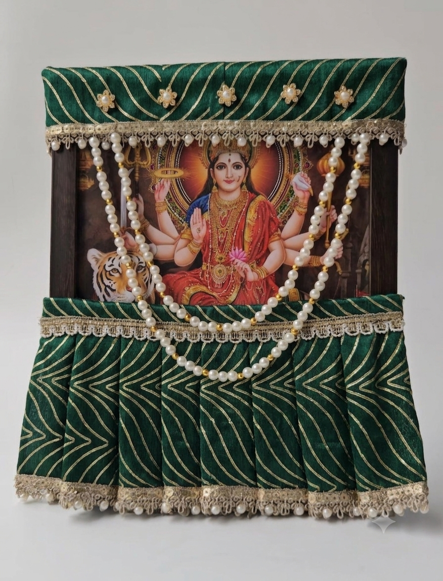 Photo Frame Poshakh with Lehenga + Mala-