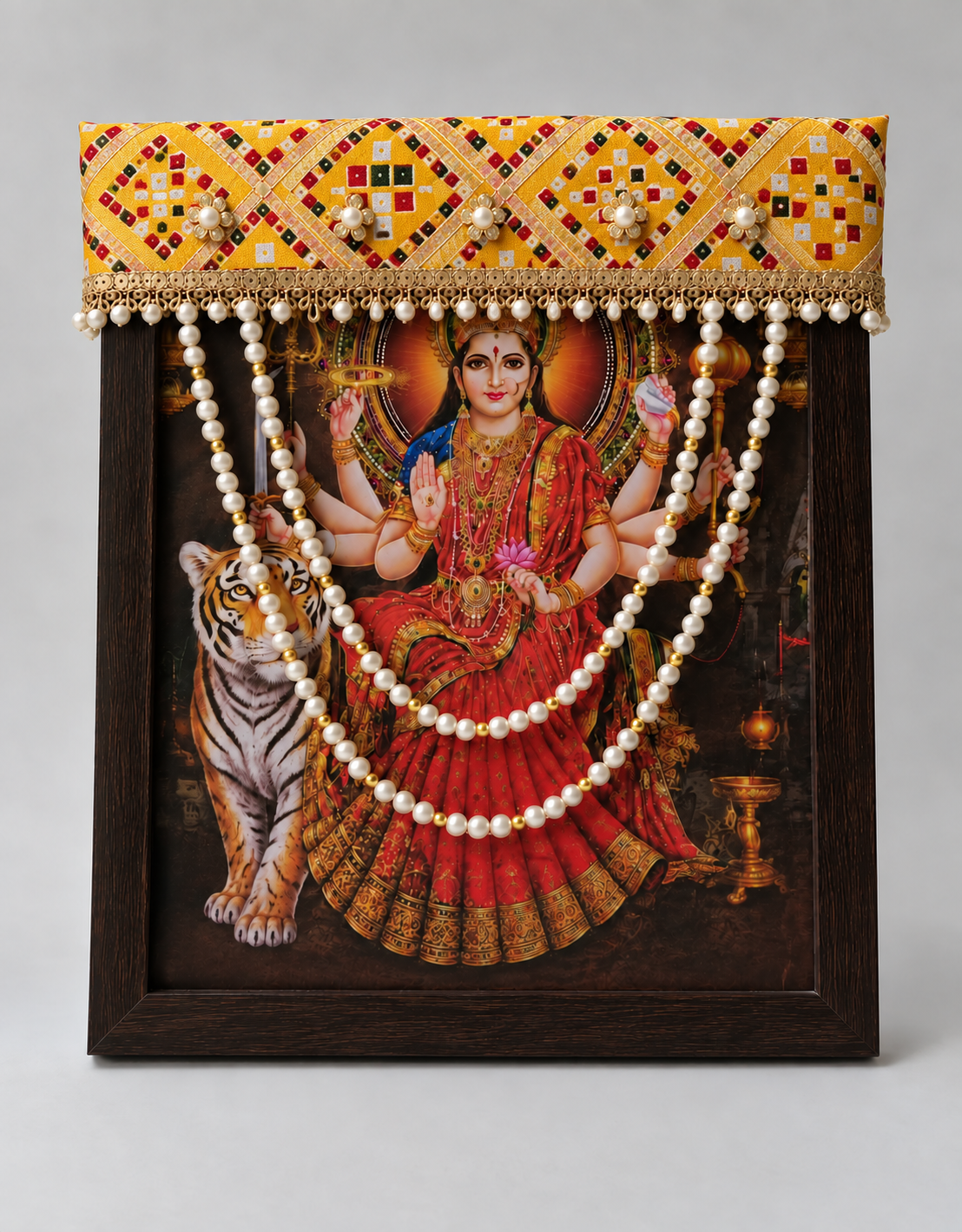 Photo Frame Choli With Mala - F015