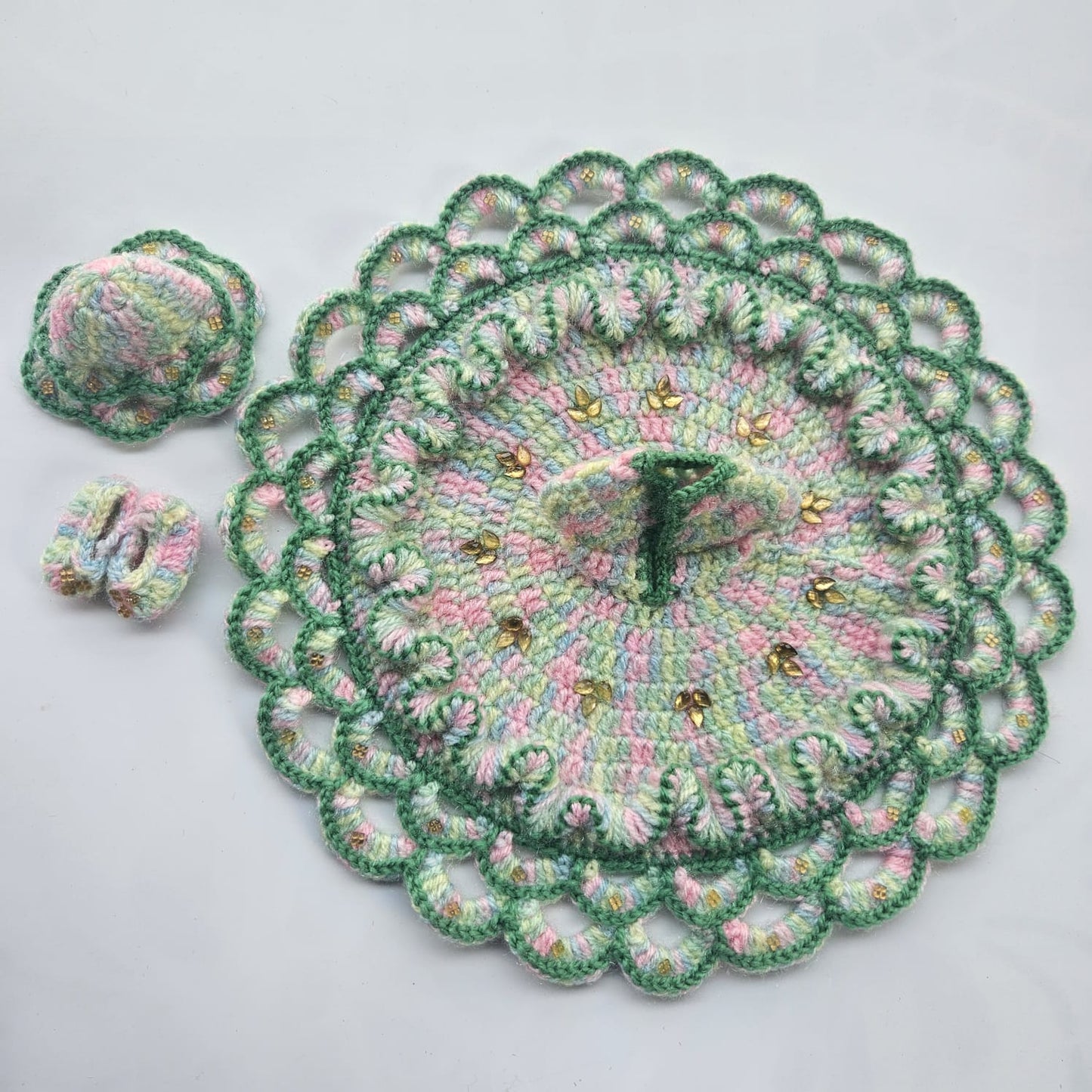 Woollen Dress With Cap And Shoes - 90