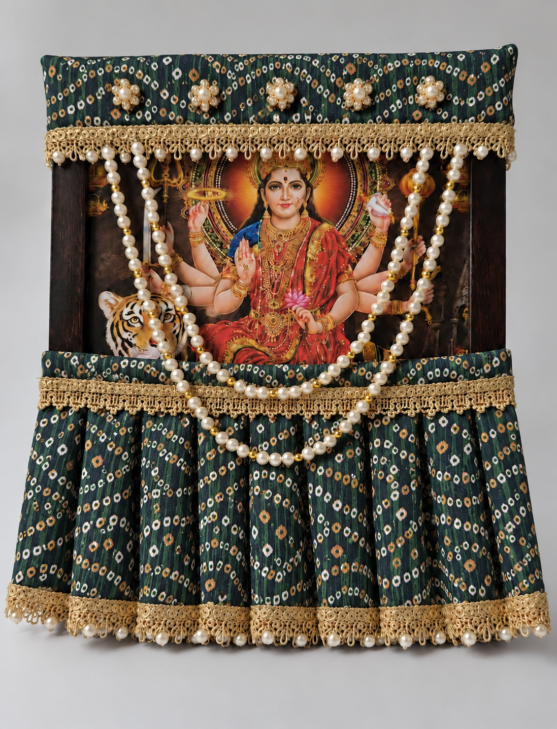 Photo Frame Poshakh with Lehenga + Mala- B017
