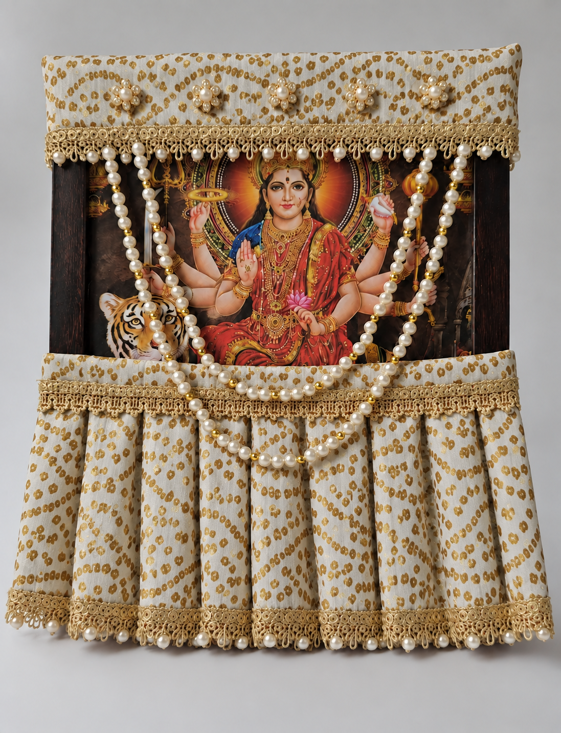 Photo Frame Poshakh with Lehenga + Mala- B015